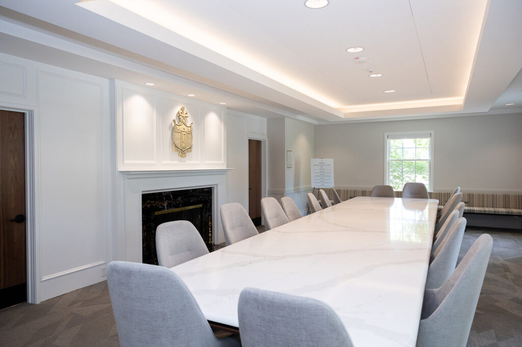 Delta Gamma Executive Offices Renovation